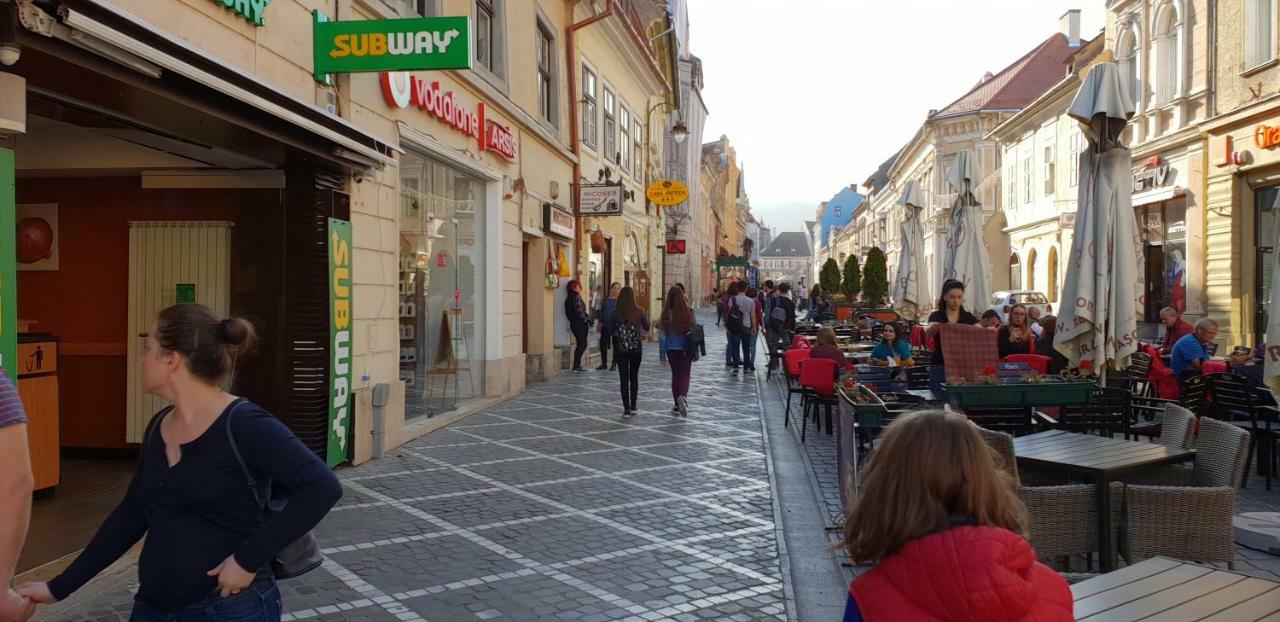 Strada Republicii Nr 26 Appartamento Braşov Esterno foto